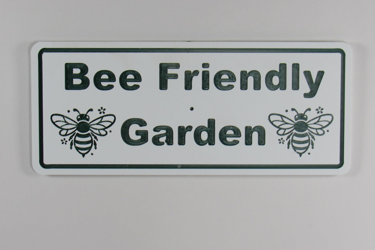 Bee Friendly Garden Sign – Weatherproof HDPE Outdoor Decor