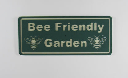 Bee Friendly Garden Sign – Weatherproof HDPE Outdoor Decor